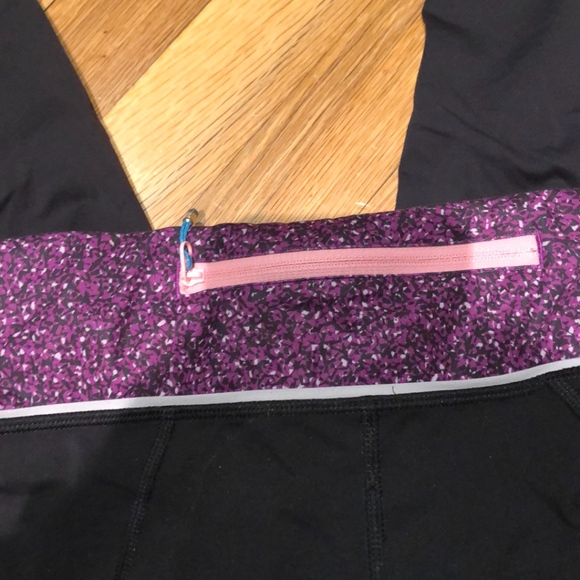 Lululemon leggings size 6 GREAT condition - Picture 4 of 5